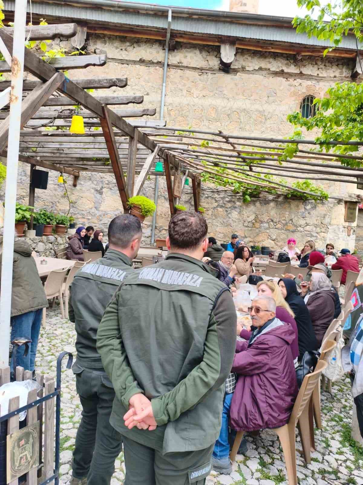 İli&ccedil; Orman İşletme Şefliğinden yangınlara karşı farkındalık &ccedil;alışması