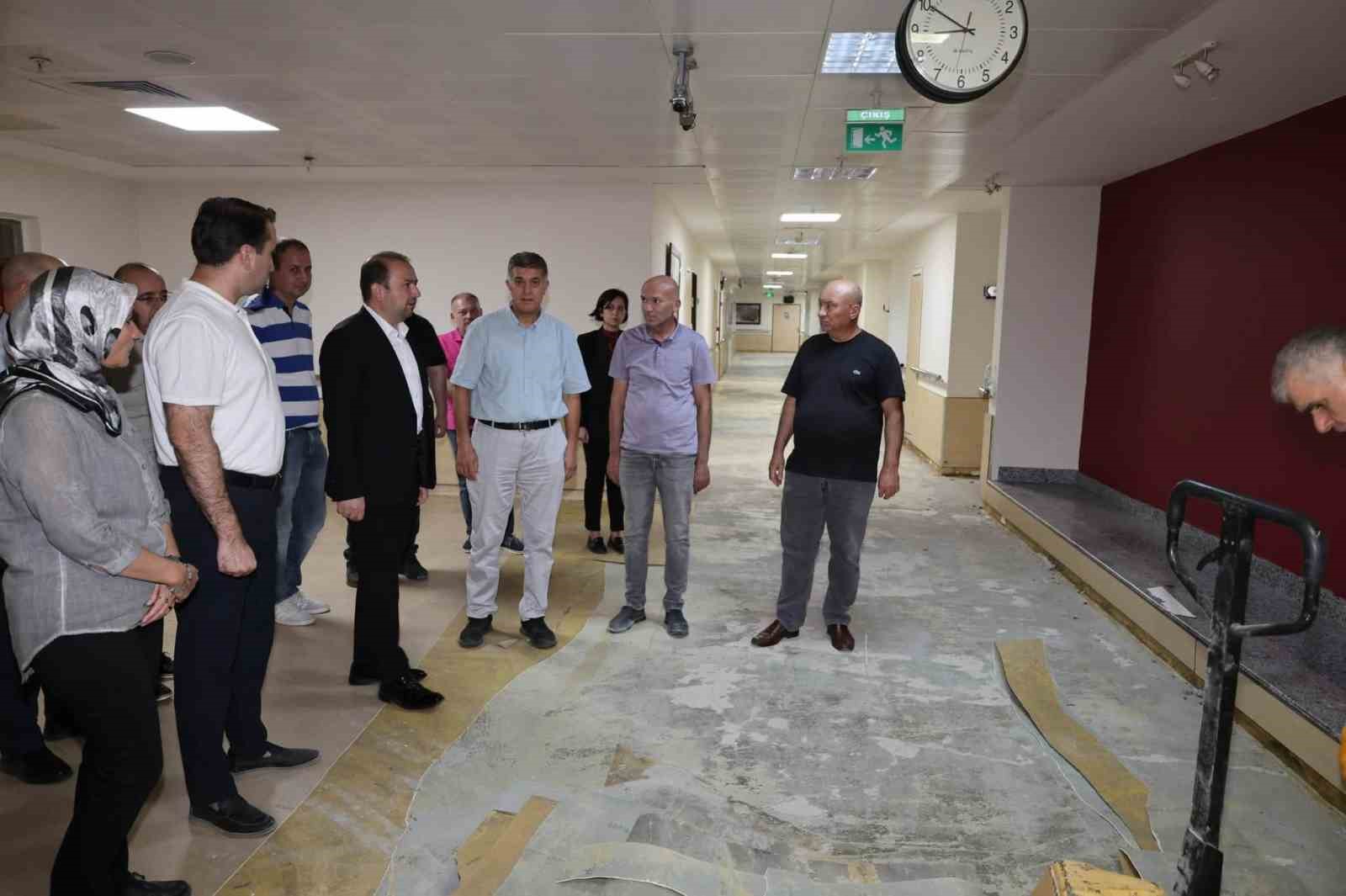 Aydın Atatürk Devlet Hastanesi’nin yeni hizmet binasında çalışmalar hız kazandı