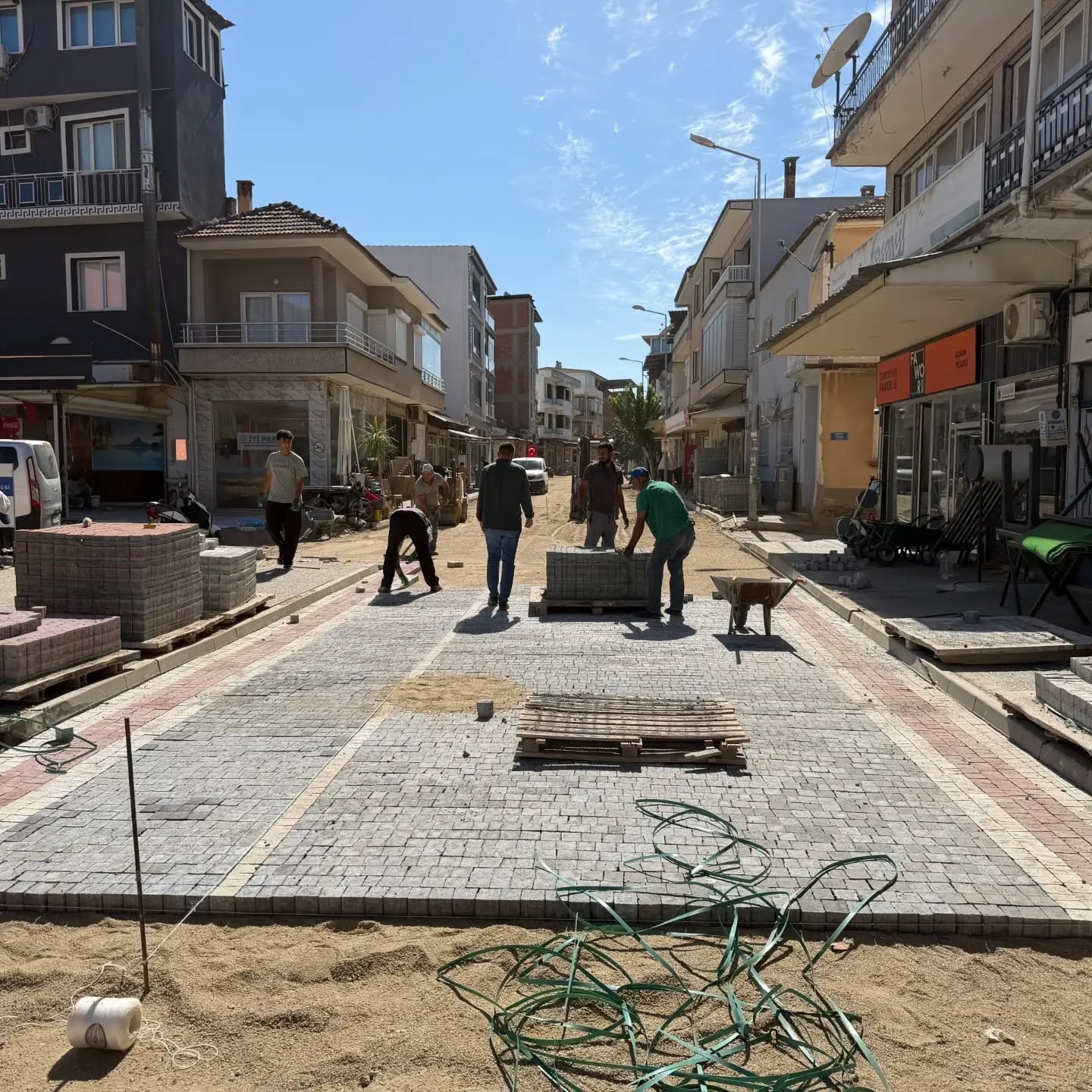 Yenipazar’da İnönü Caddesi çift yönlü ulaşıma açılacak