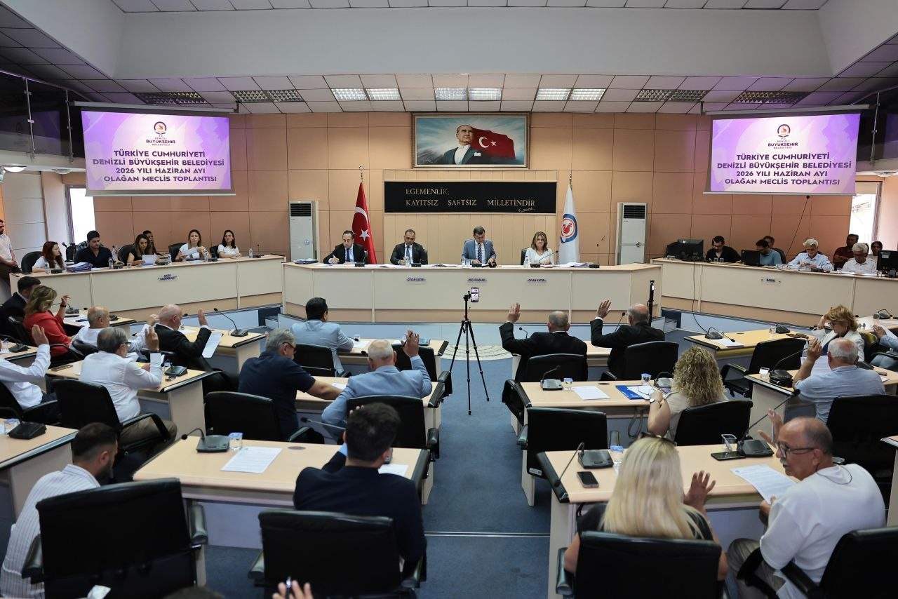 Denizli B&uuml;y&uuml;kşehir Meclisinde barınma, kent trafiği ve sosyal refah odaklı projeler g&ouml;r&uuml;ş&uuml;ld&uuml;