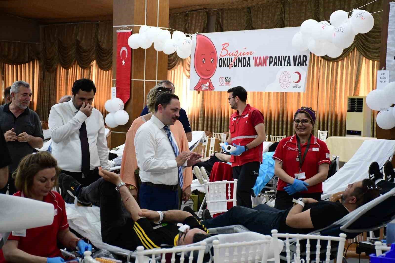 Biga&rsquo;da &rsquo;Bug&uuml;n Okulumda Kan-panya Var&rsquo; etkinliği