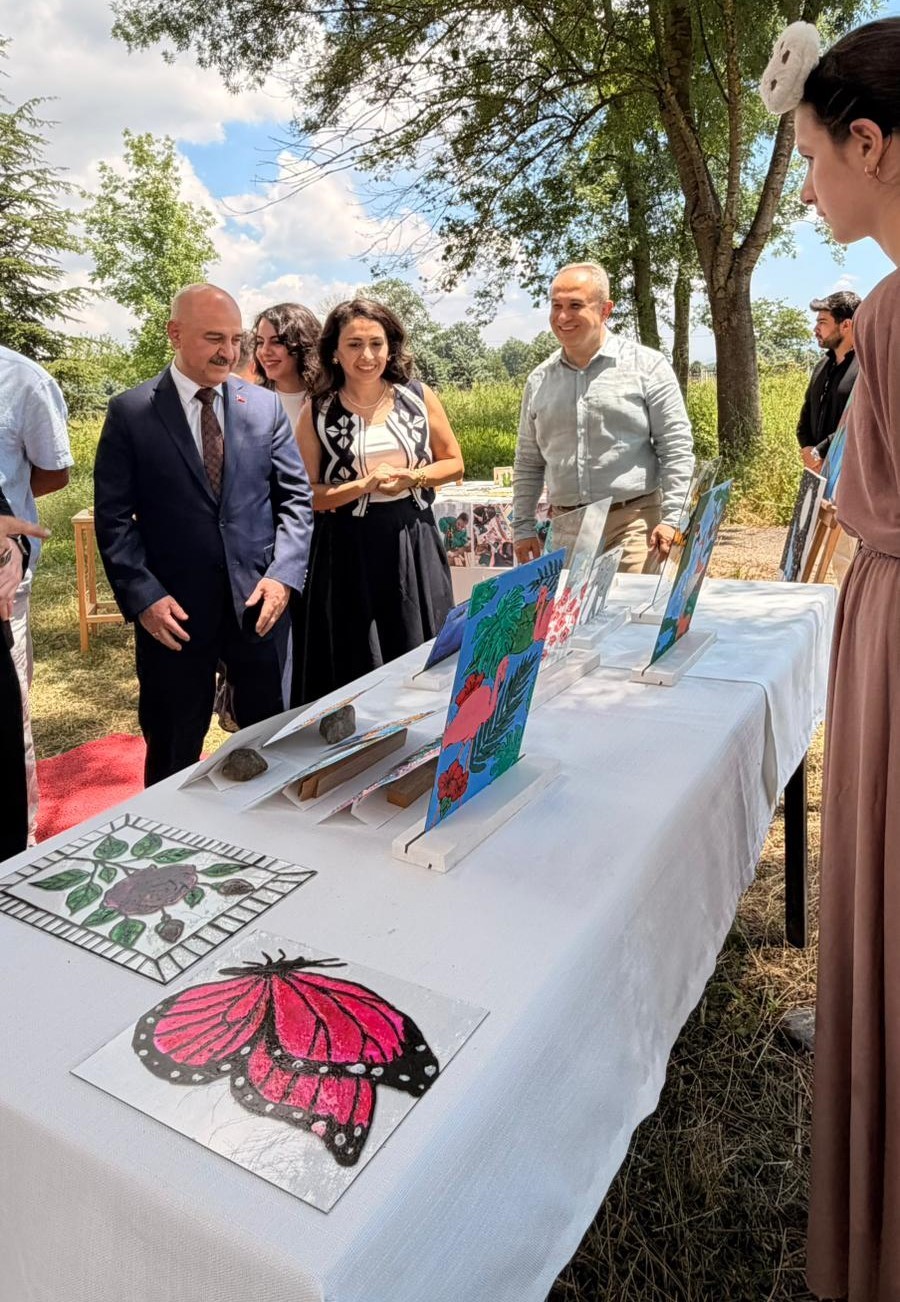 Özel eğitim öğrencilerinden göz dolduran yıl sonu sergisi