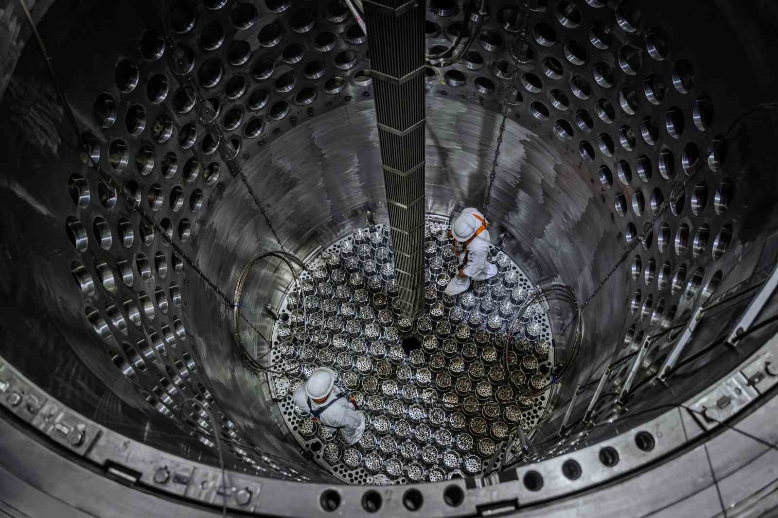 Akkuyu Nükleer Enerji Santrali’nde ilk üniteye temsili nükleer yakıt yüklendi