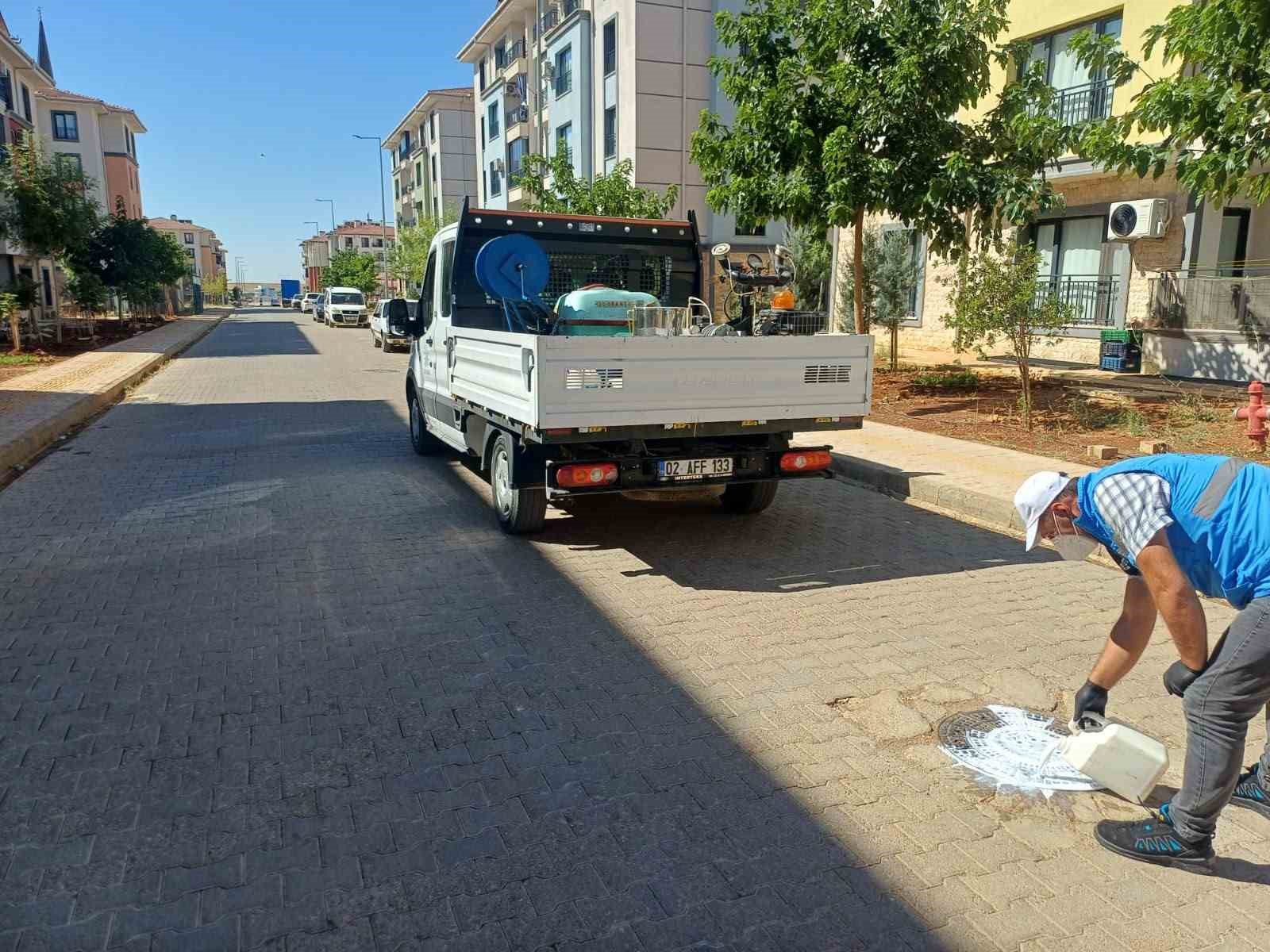 TOKİ’lerde koruyucu larva mücadelesi