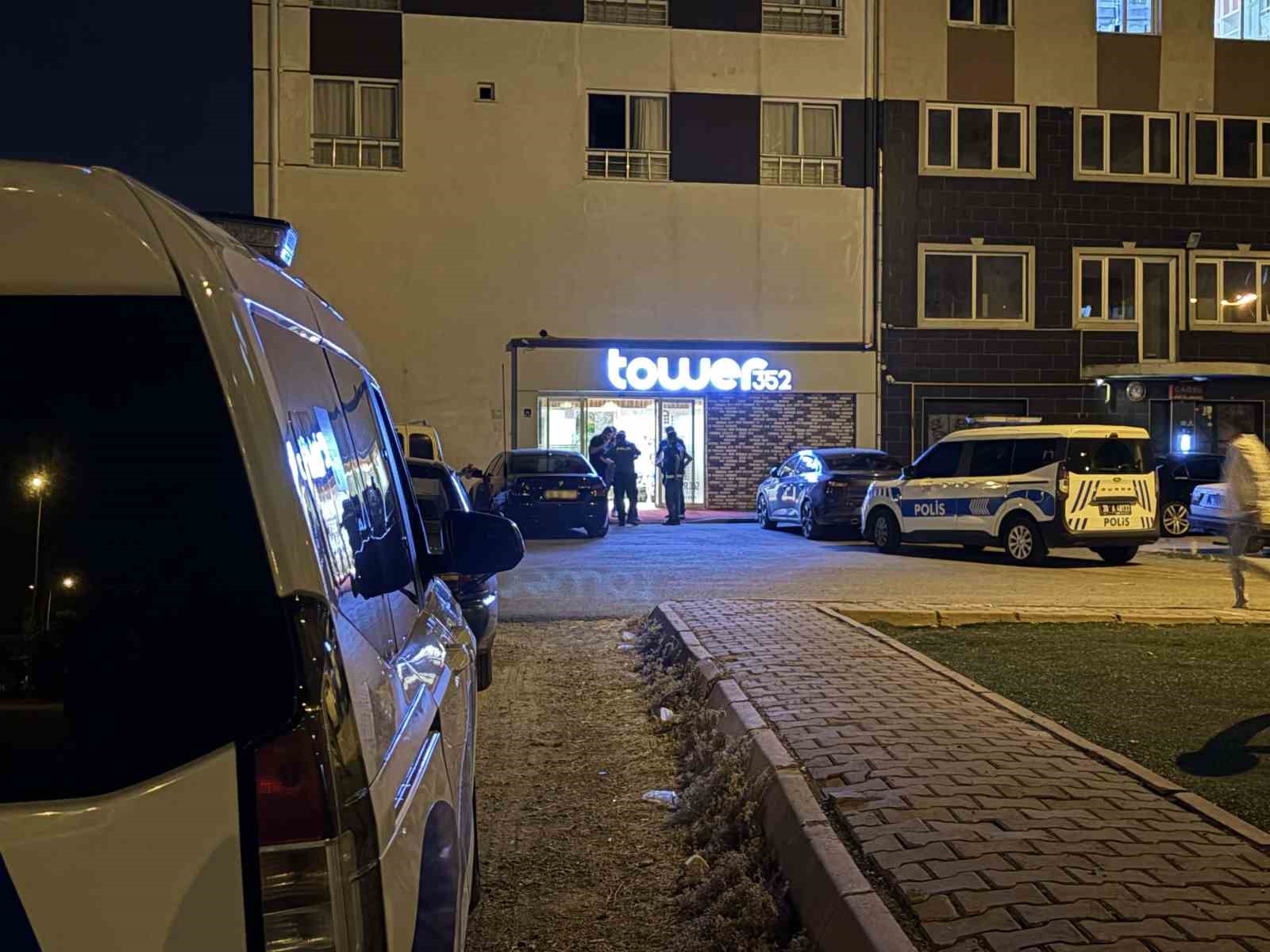 Kayseri&rsquo;de rezidansta ş&uuml;pheli &ouml;l&uuml;m