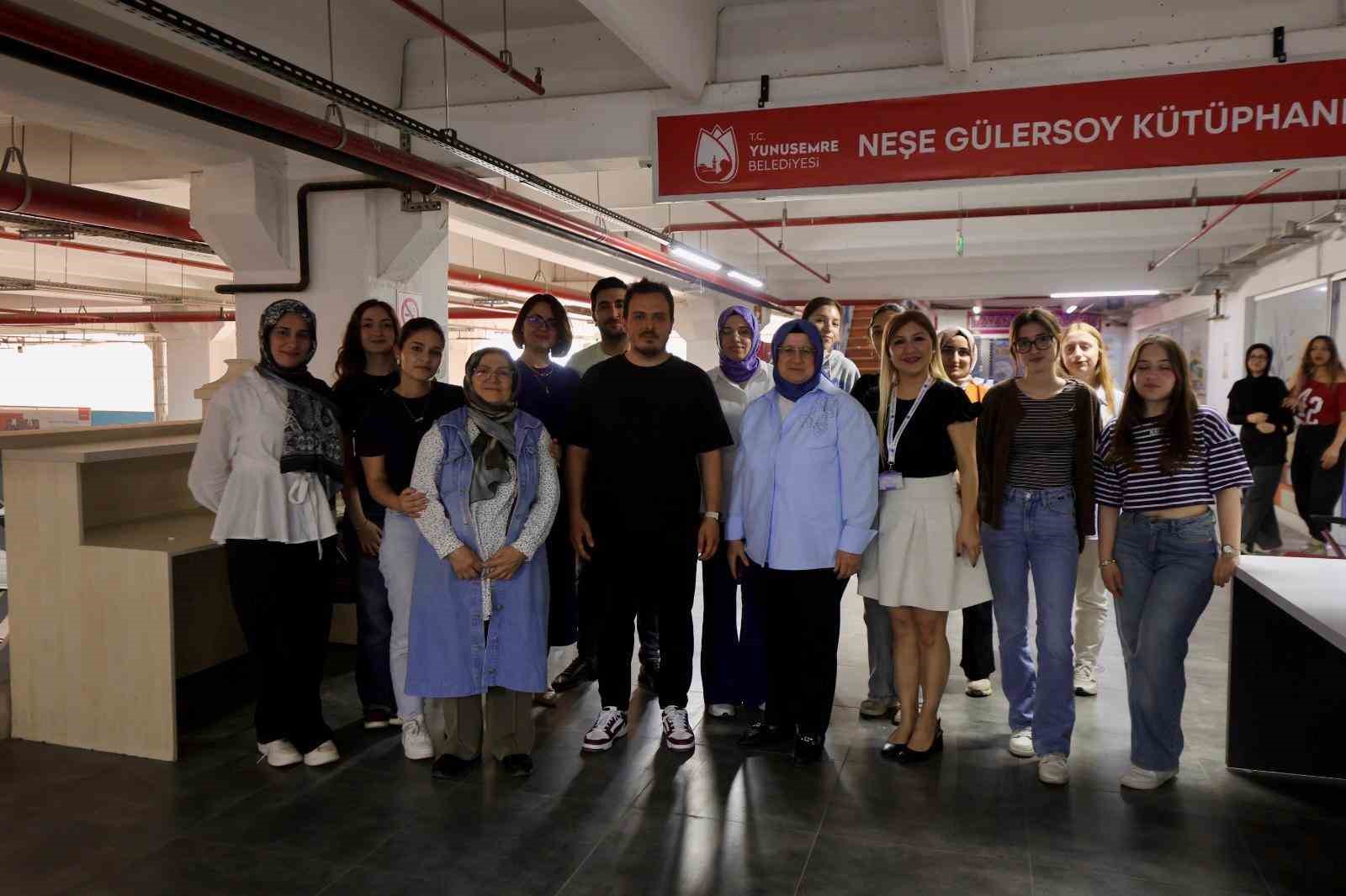 Yunusemre Belediyesinden &ouml;ğrencilere "Sınav Kaygısı Y&ouml;netimi" semineri