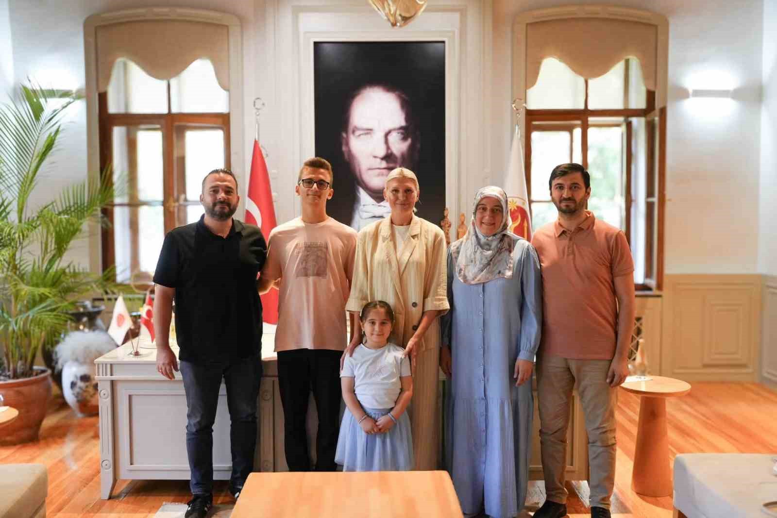 Başkan Subaşı, YKS Türkiye Birincisi Abdullah Uslu’yu belediyede ağırladı