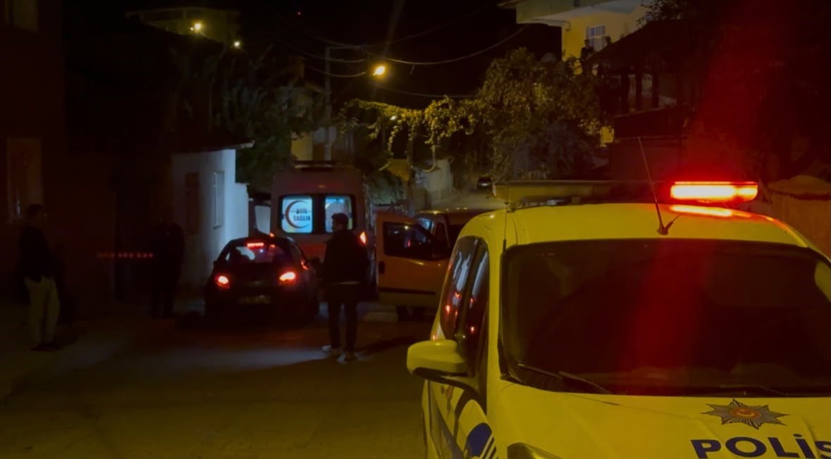 &Ccedil;orum&rsquo;da bı&ccedil;aklı kavga: 1 yaralı