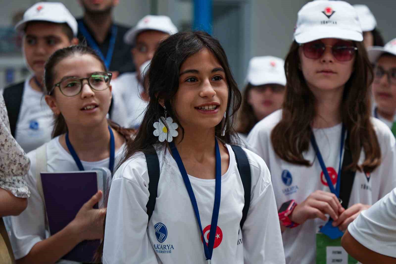 Öğrenciler suyun arıtılma ve musluğa ulaştırılma sürecini yerinde gördü