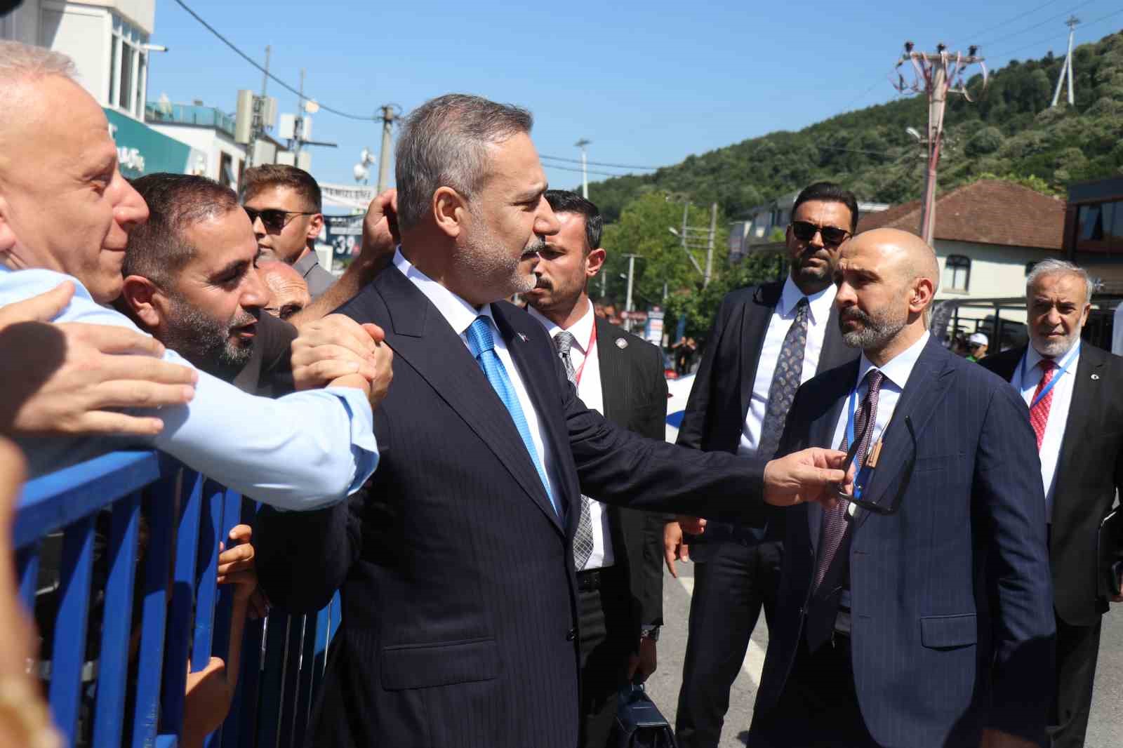 Cumhurbaşkanı Erdoğan, AK Parti 33. İstişare Toplantısı&rsquo;nın ardından Sapanca&rsquo;dan ayrıldı
