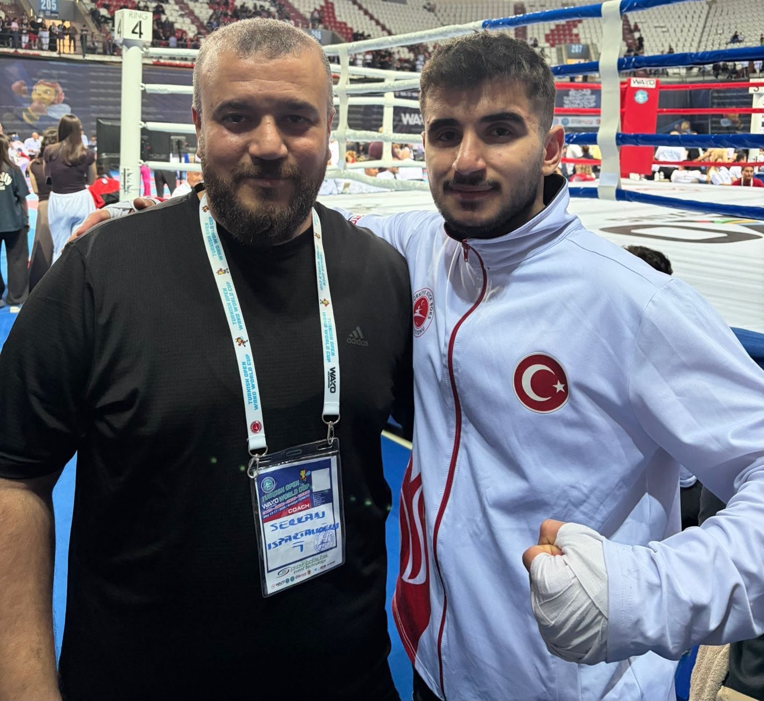 Elazığ’ın altın yumrukları Türkiye kürsüsünde