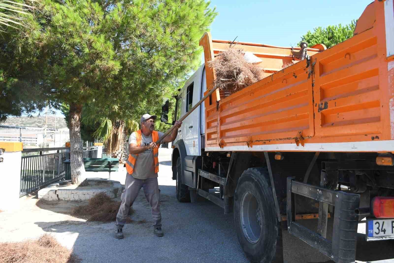 Kuşadası Belediyesi okulları yeni eğitim yılına hazırlıyor