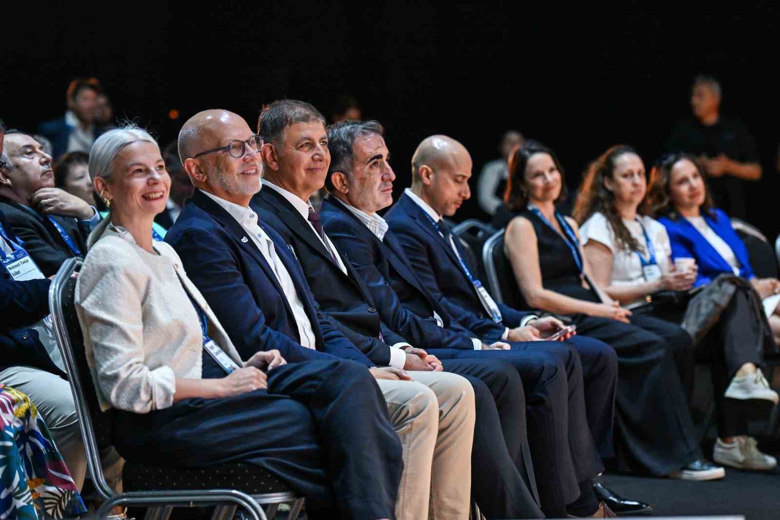 UFI’nin 101 yıllık tarihindeki en yüksek katılımlı bölgesel konferans oldu