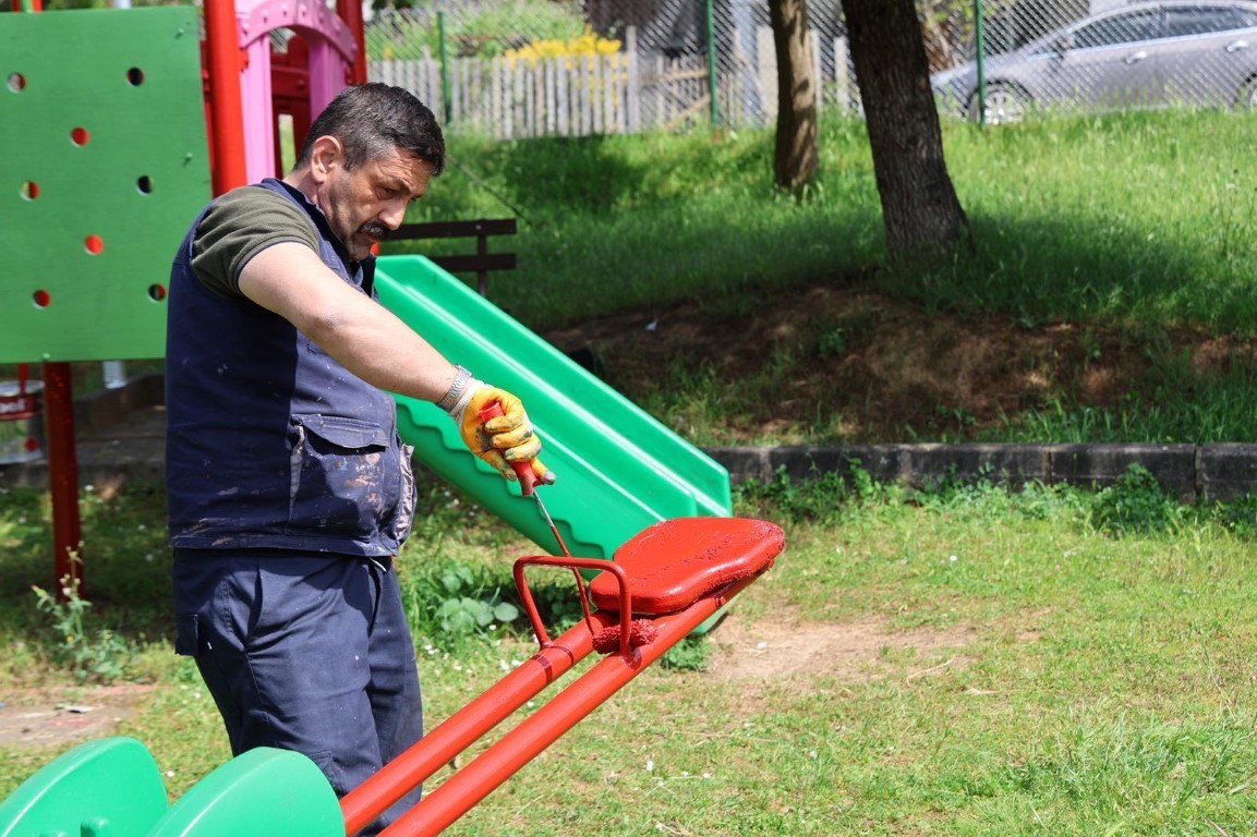 Kartepe&rsquo;de &ccedil;ocuk parkları yenileniyor