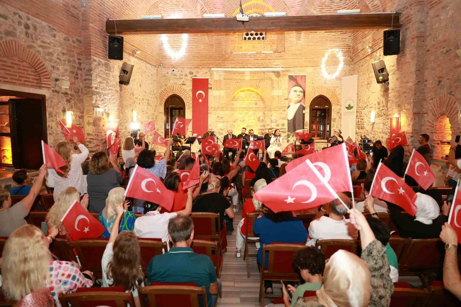 Usta oyuncu Altan Erkekli Osmangazi’de "Bir Memleket Hikayesi" anlattı