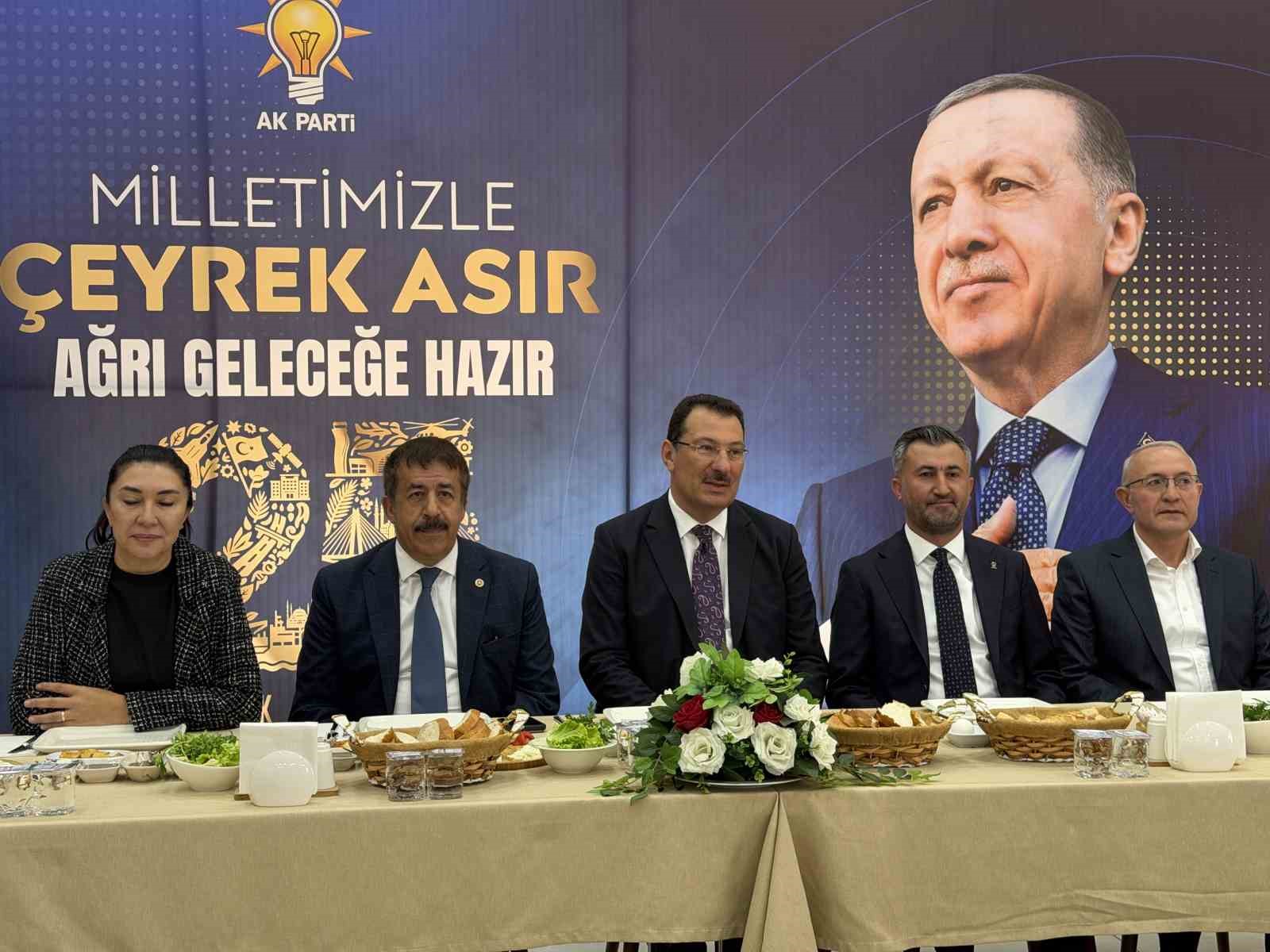 Ali İhsan Yavuz: "Cumhurbaşkanı Erdoğan&rsquo;ın yeniden aday olacağını &ouml;ng&ouml;r&uuml;yorum"