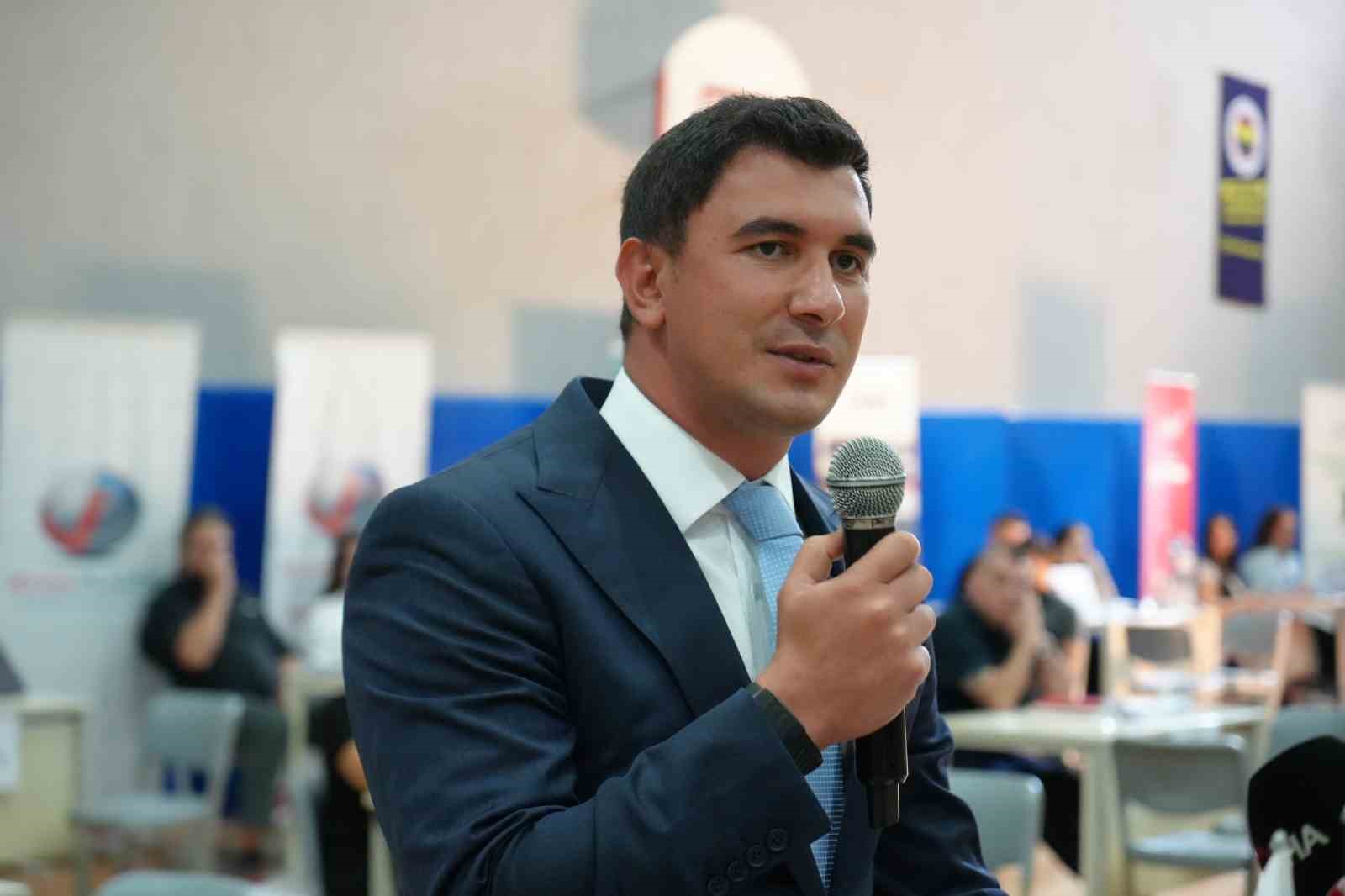 Öğrencilerin geleceği için iş dünyası bu fuarda buluştu