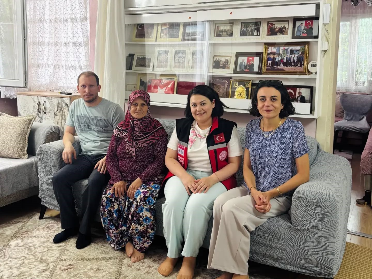 Şehit ailesine ziyaret
