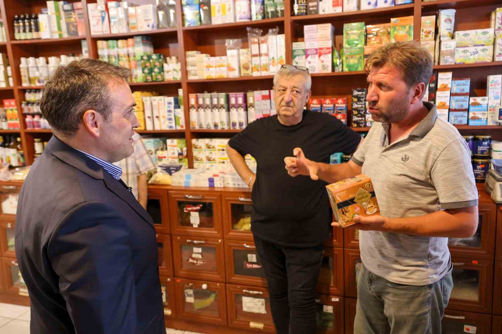 Vali S&ouml;zer, esnaf ve vatandaşların taleplerini dinledi