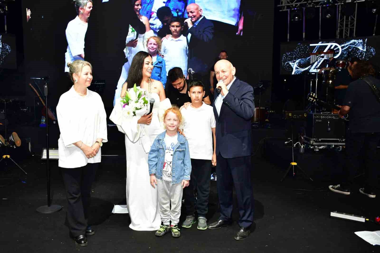 Terme Yaz Festivali&rsquo;nde Zara r&uuml;zgarı
