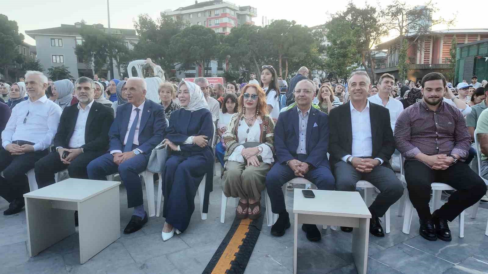 Ümraniye’de senfoni rüzgarı: Müzik Akademisi öğrencilerinden unutulmaz konser
