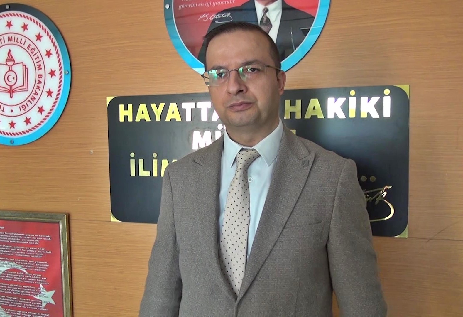 Cizre&rsquo;de 47 bin &ouml;ğrenci karne heyecanı yaşadı