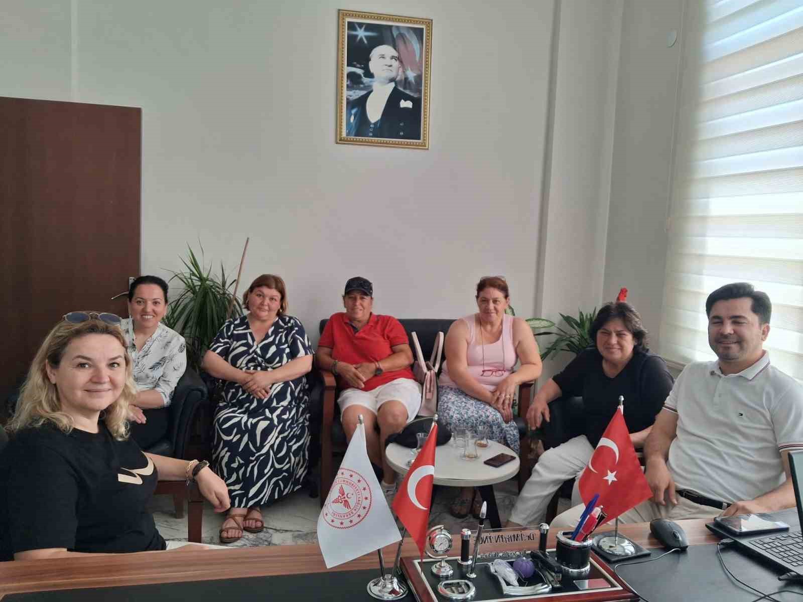 Marmaris’te kadın muhtarlara anne ve çocuk sağlığı eğitimi