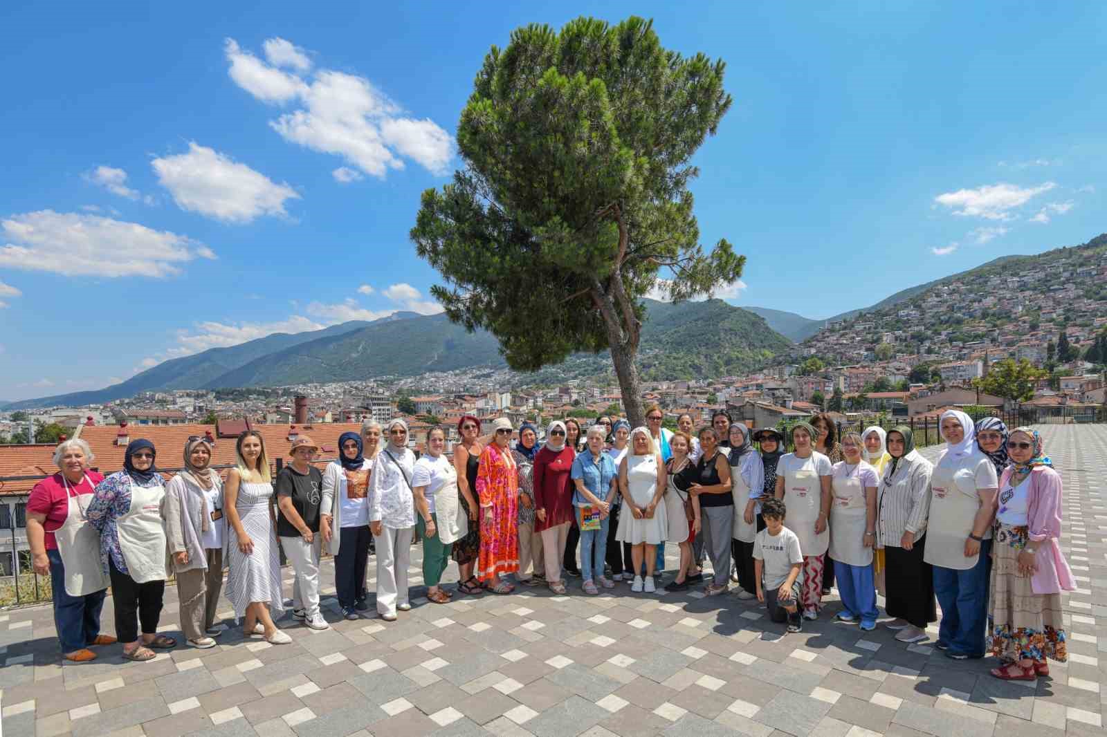 Kadın girişimciler emeklerini sergiledi