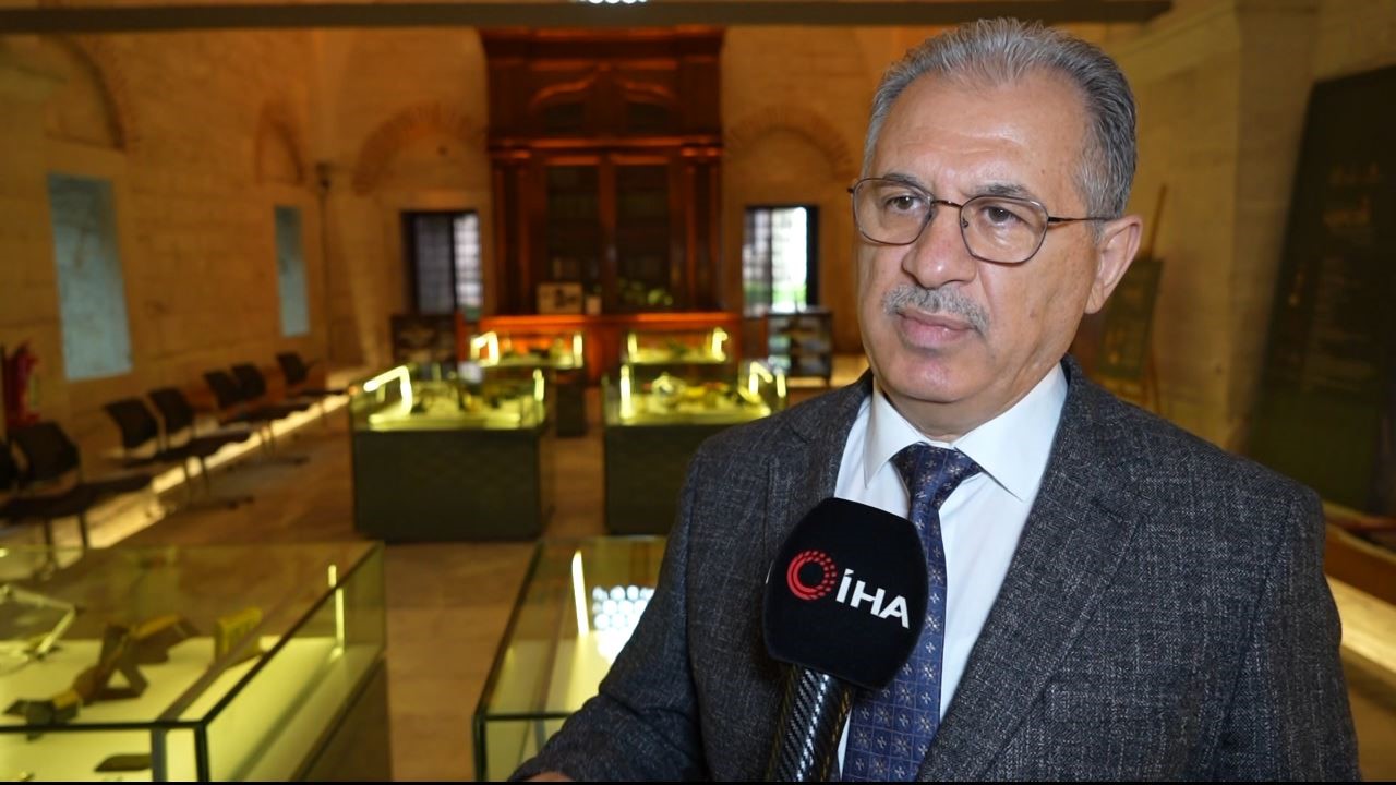 Osmanlı Cihan Devleti ordusunun manevi mirası "Sancak Mushafları" ilk kez sergileniyor