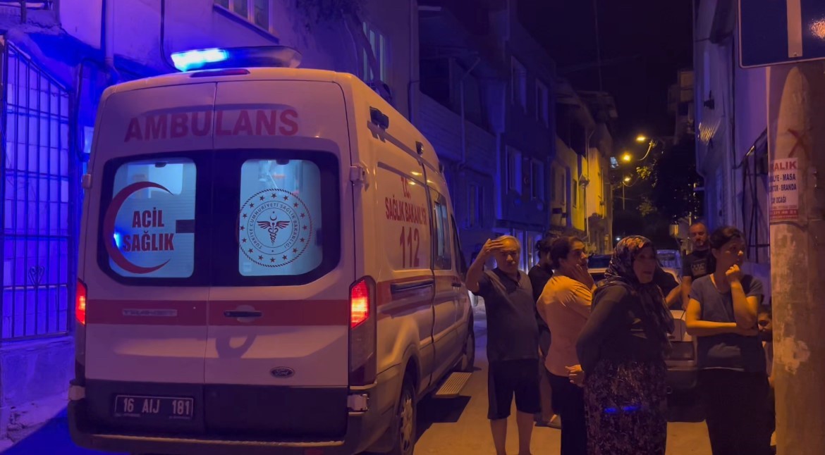 Kavgaya oyuncak kılı&ccedil;la gelmişler