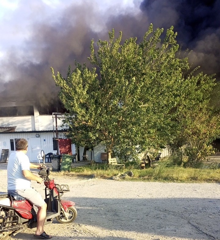 Muratlı Sanayi Sitesi&rsquo;nde korkutan yangın