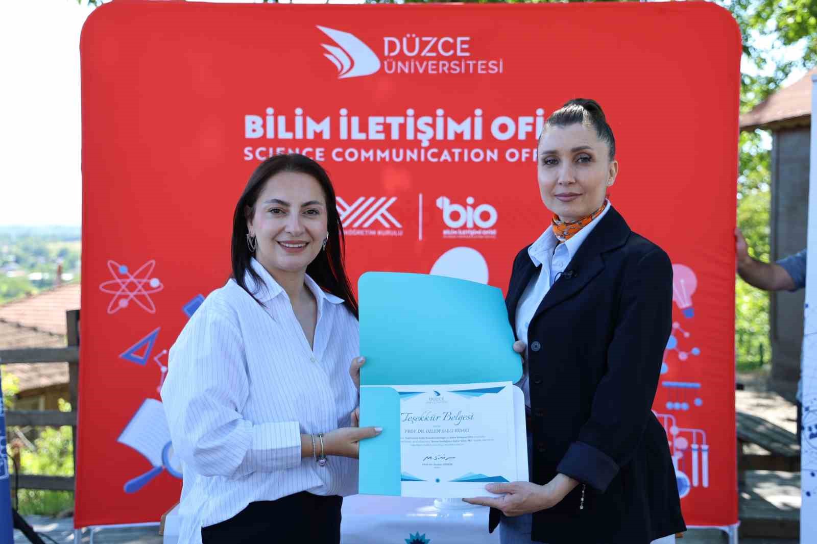 Betonun renkli dünyası anlatıldı