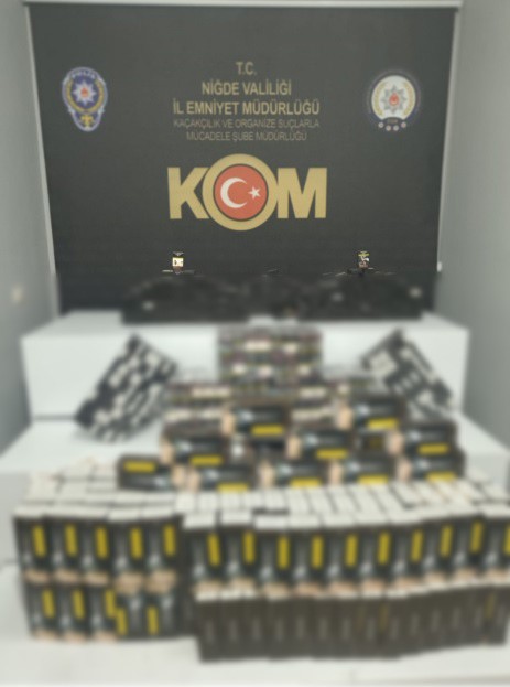 Niğde&rsquo;de ka&ccedil;ak&ccedil;ılık operasyonu: 5 g&ouml;zaltı