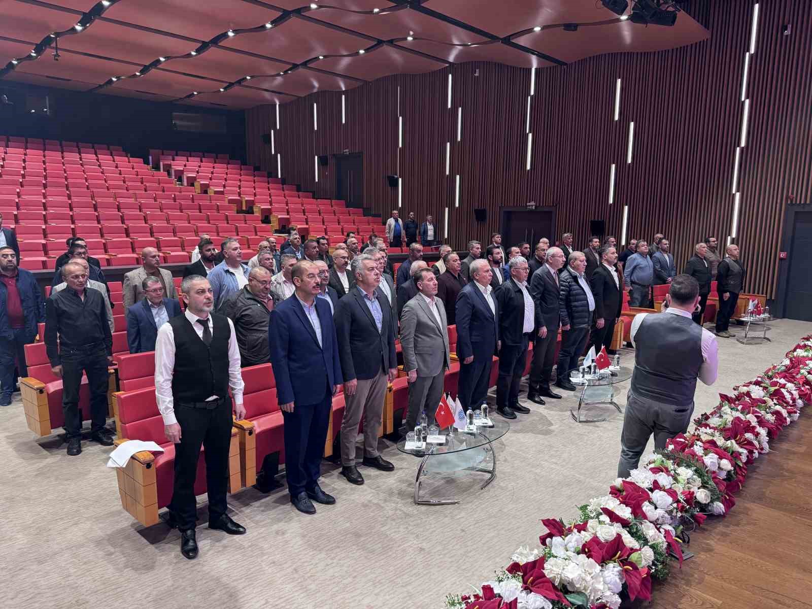 Gülsoy’dan ’seçim’ açıklaması: "Bizim kırmızı listemizin karşısına kim çıkarsa çıksın, o bizim rakibimizdir. Kardeşim de olsa rakibimizdir"