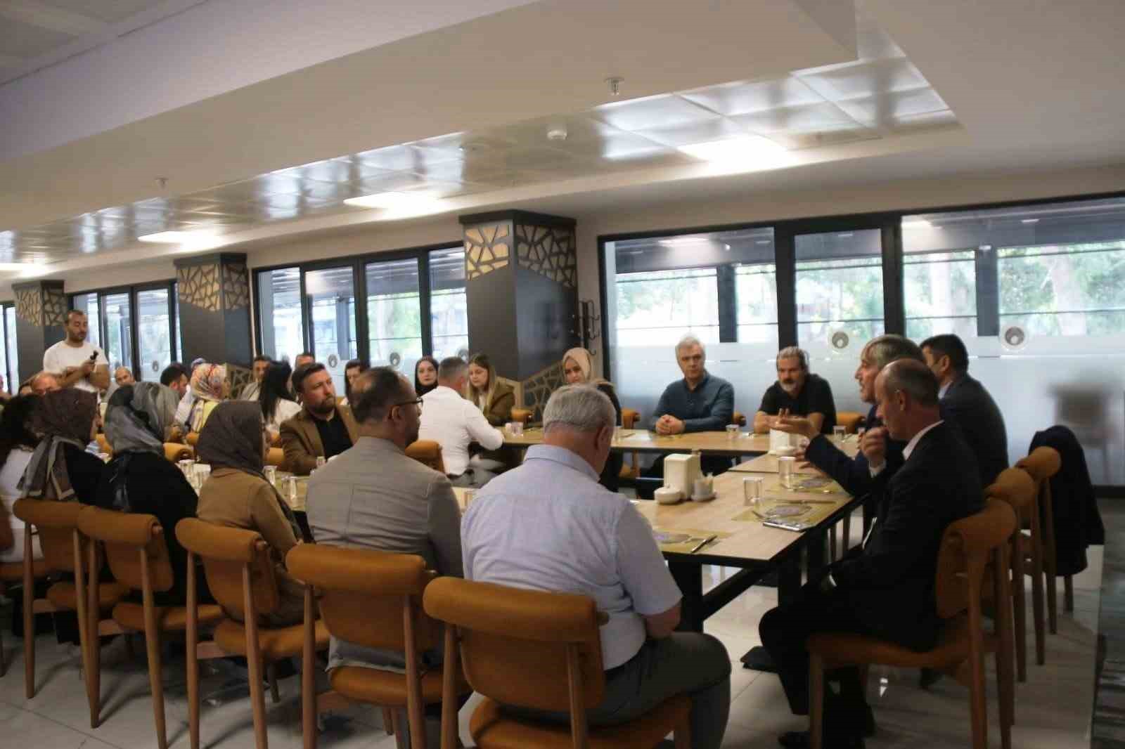 Kütahya’da AR-GE ve Strateji Geliştirme Birimleri değerlendirildi