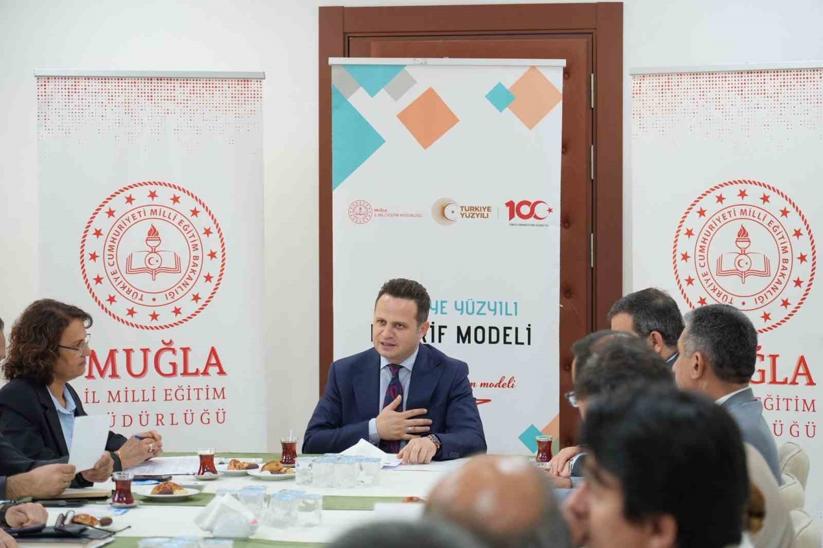Muğla&rsquo;da İl&ccedil;e Mill&icirc; Eğitim M&uuml;d&uuml;rleri kurulu toplantısı ger&ccedil;ekleştirildi