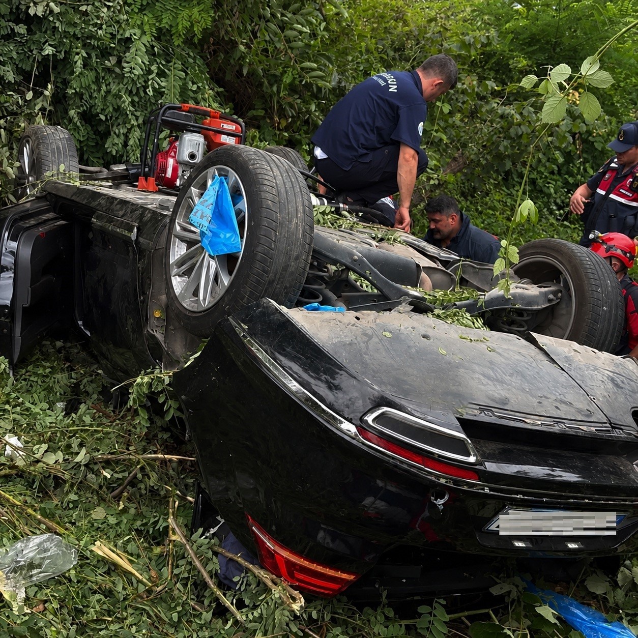 Giresun&rsquo;da trafik kazası: 2 &ouml;l&uuml;, 3 yaralı