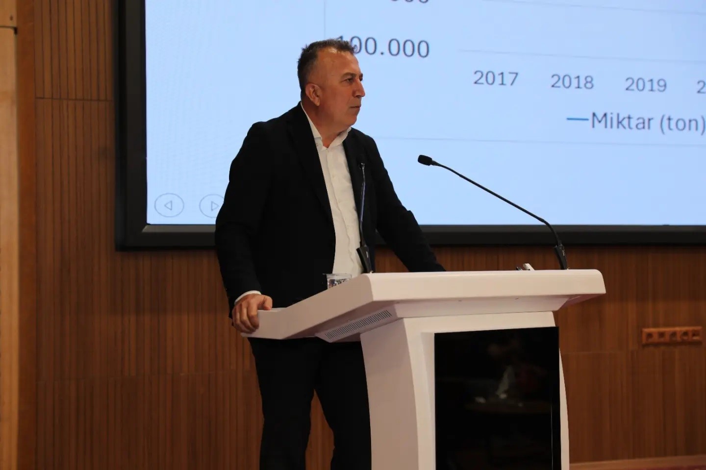 Üzümcünün gündemi rekolte, kalıntı ve fiyat