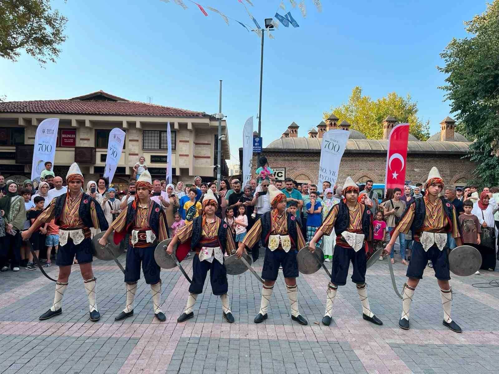 Bursa’da 700 yıllık fetih ruhu marşlarla yaşatılıyor