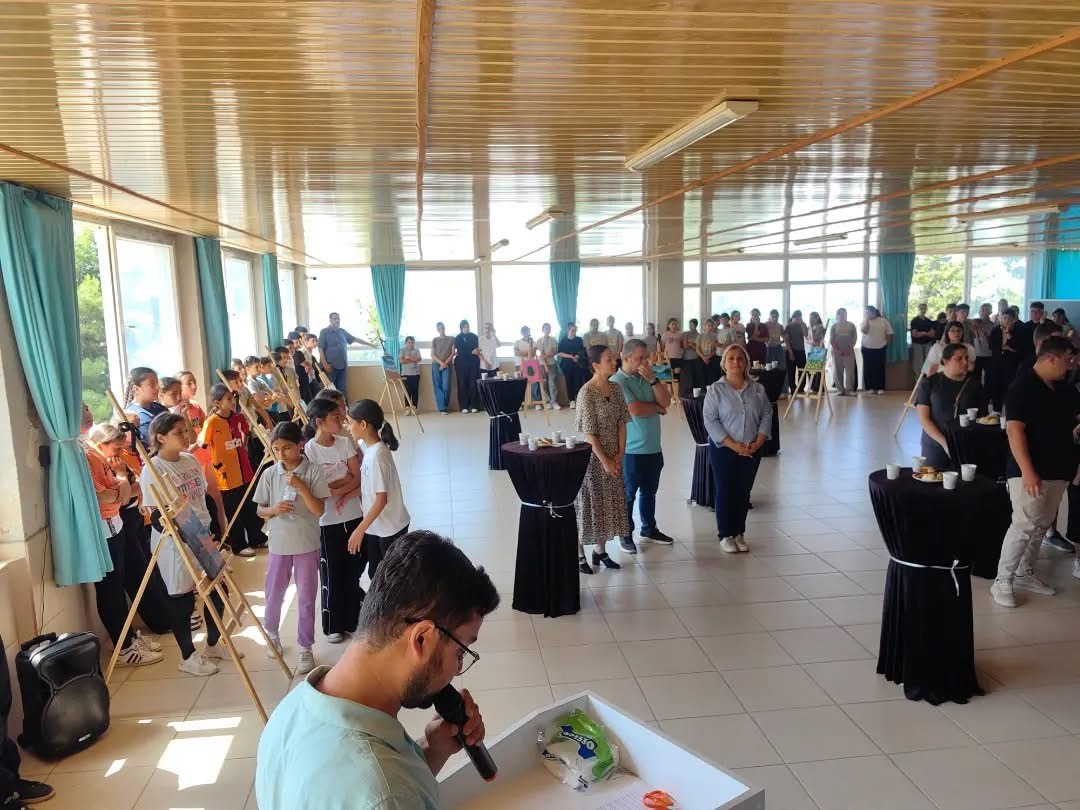 Bozyazı’da genç yetenek eserlerini sanatseverlerle buluşturdu