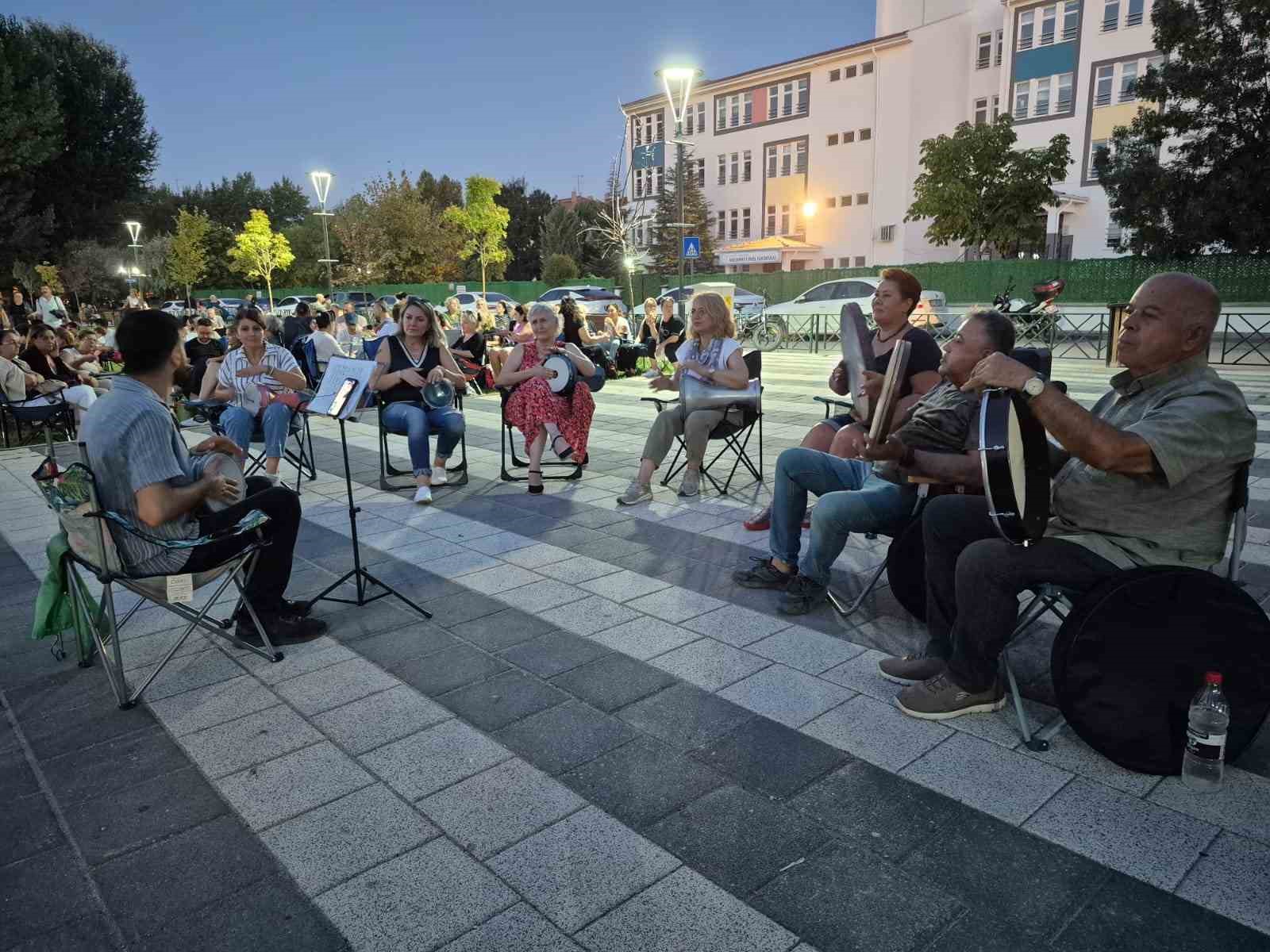 Eskişehir Kanlıkavak Parkı’nda ‘sanat, kültür ve doğa’ el ele verdi