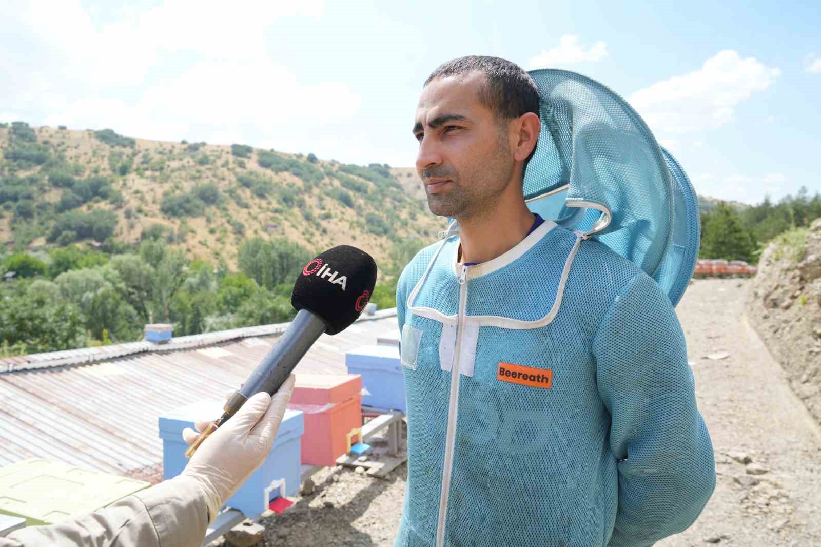 Bin 200 çeşit endemik bitki türüyle 4 kuşaktır süren gelenek: Kanyon balında 4 tonluk rekolte
