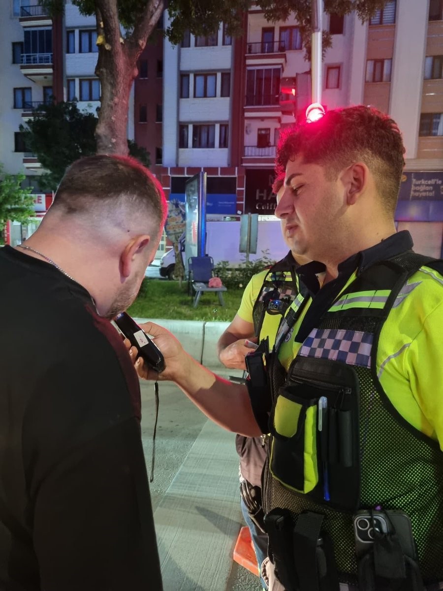 Afyonkarahisar polisinden asayiş ve trafik denetimi