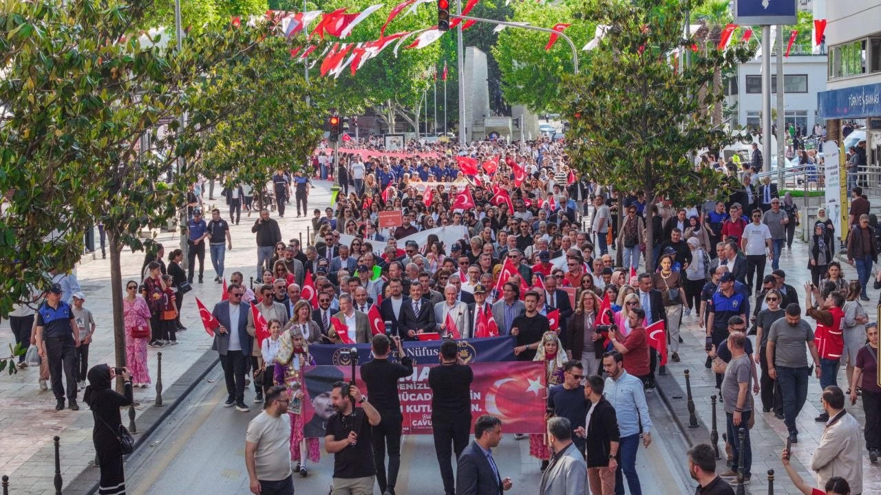 15 Mayıs Milli M&uuml;cadele G&uuml;n&uuml; coşkuyla kutlandı