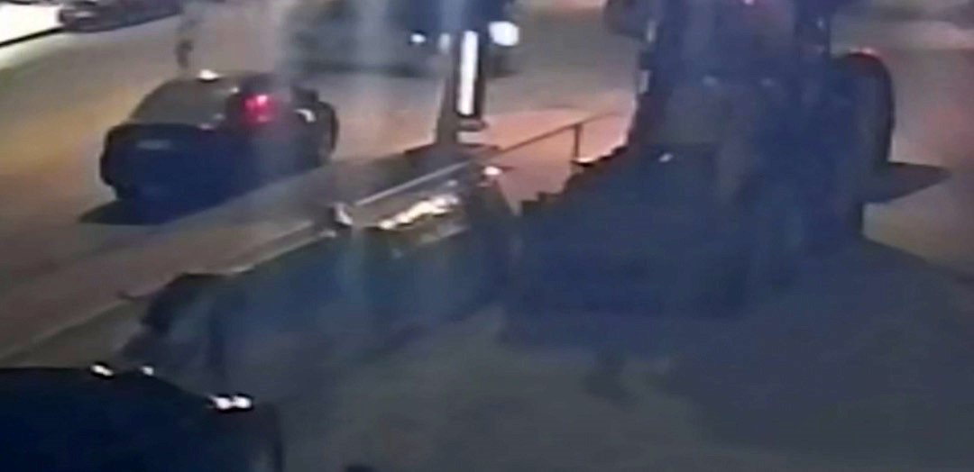 Çorum’da otomobil ile motosiklet çarpıştı: 1’i ağır 2 yaralı