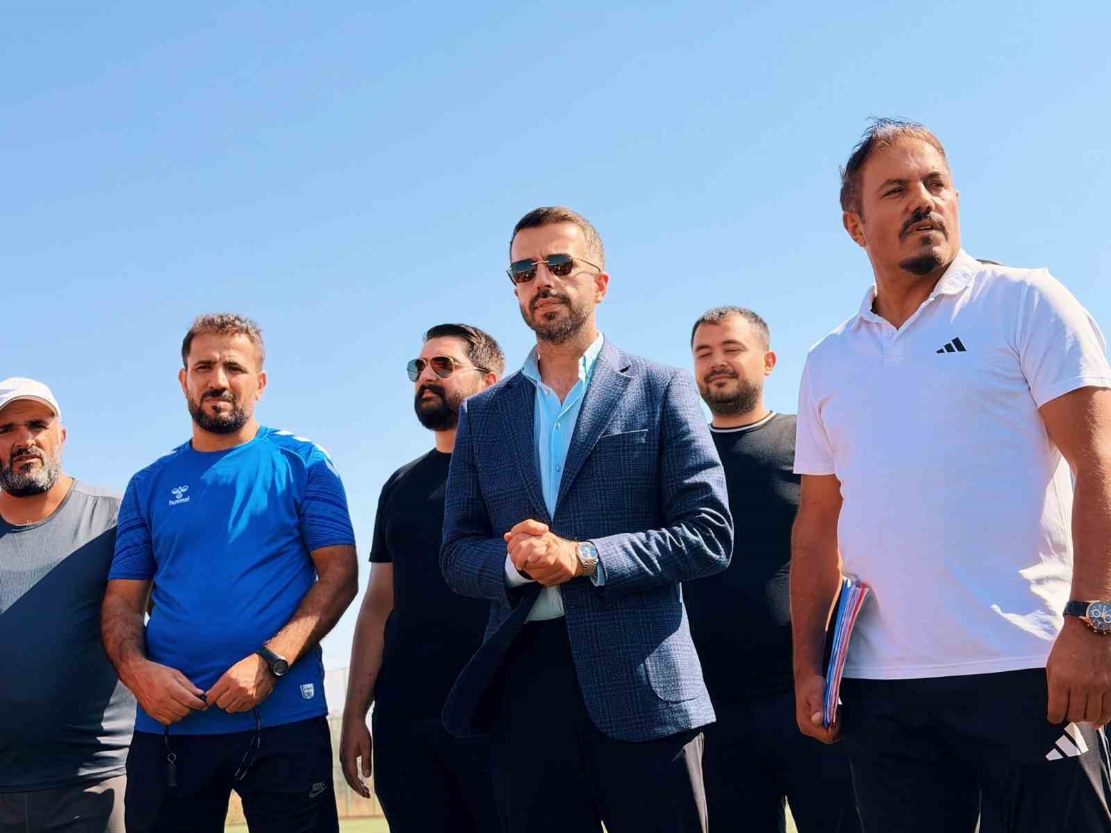 Başkan Özgür İreç İlhan genç sporcularla buluştu