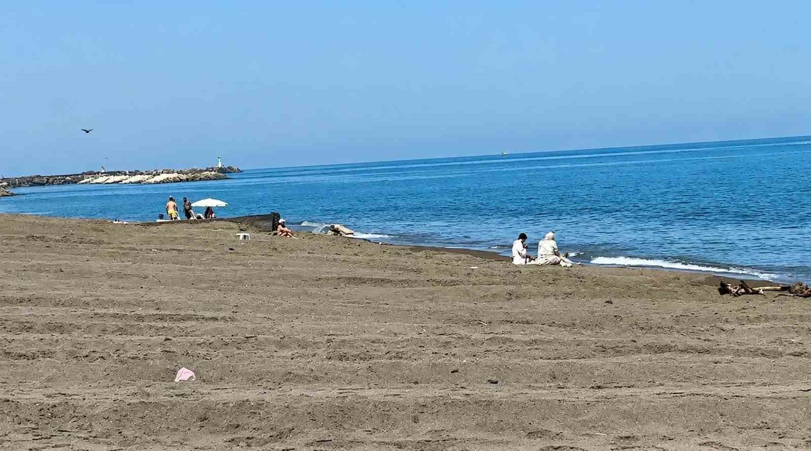 Ak&ccedil;akoca sahilleri yeni sezona hazırlanıyor