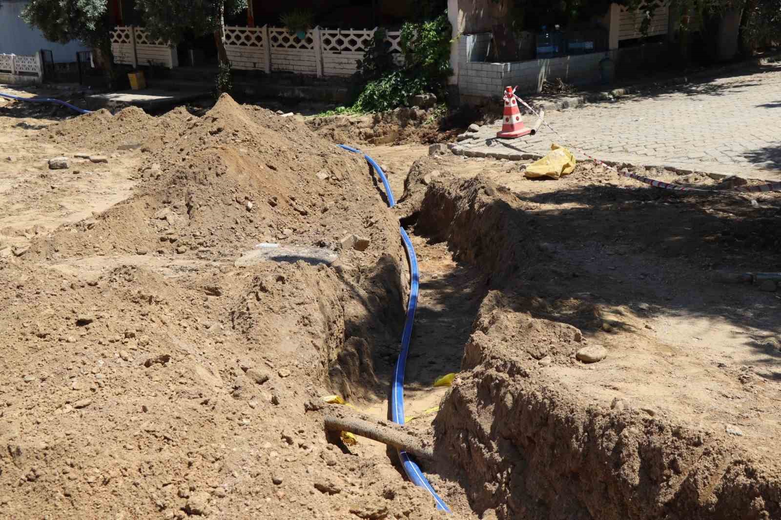 Nazilli Belediyesi Yıldıztepe’de yarım asırlık iyi içme suyu hattını yeniledi