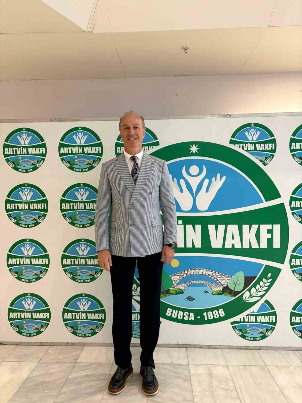 Bursa Artvin Vakfı&rsquo;nda Demirci g&uuml;ven tazeledi