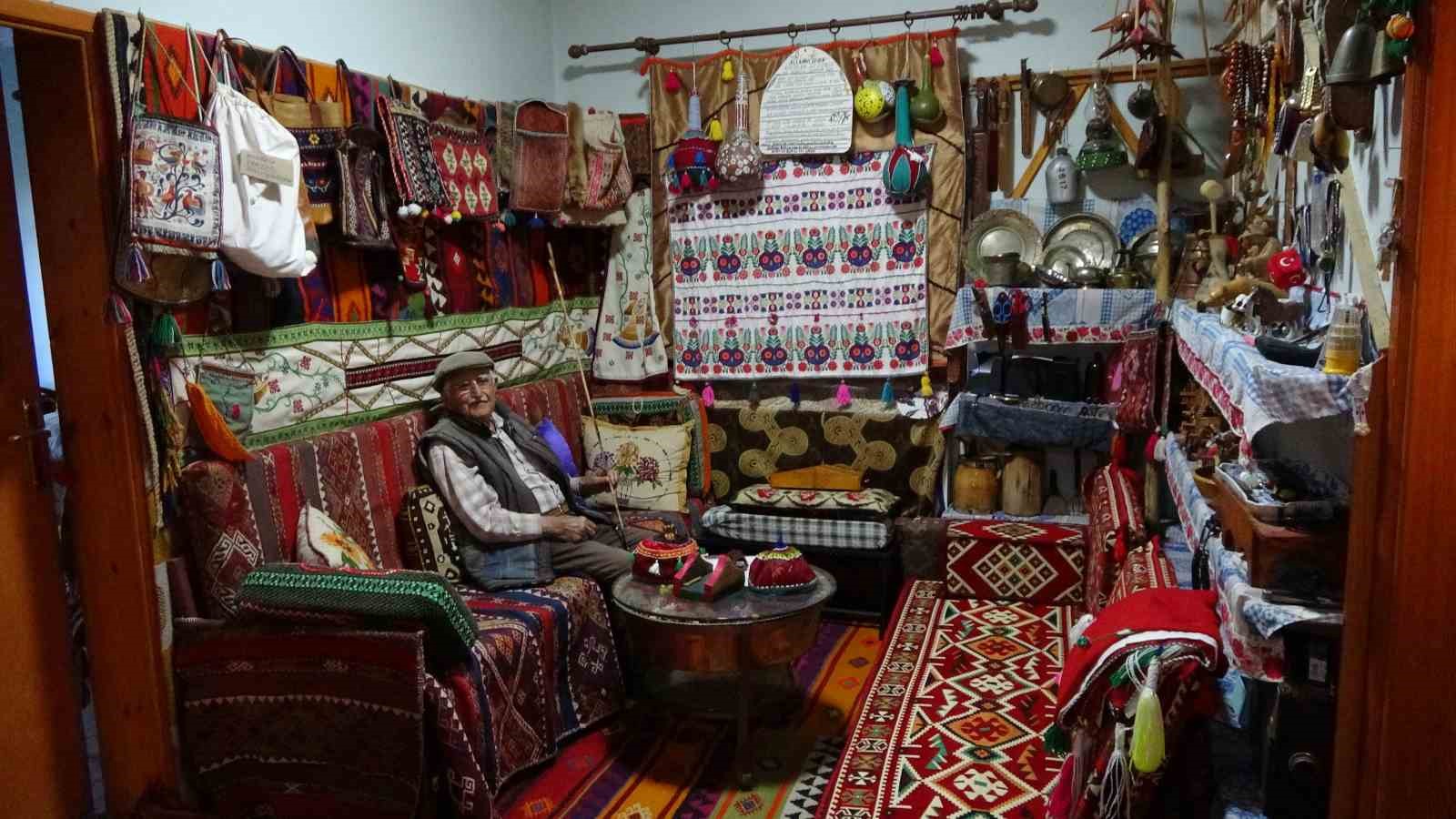 Yozgat’ta el becerisi ve antika eşyaları hatıralarla süsleyip evinde ziyaretçilerini ağırlıyor